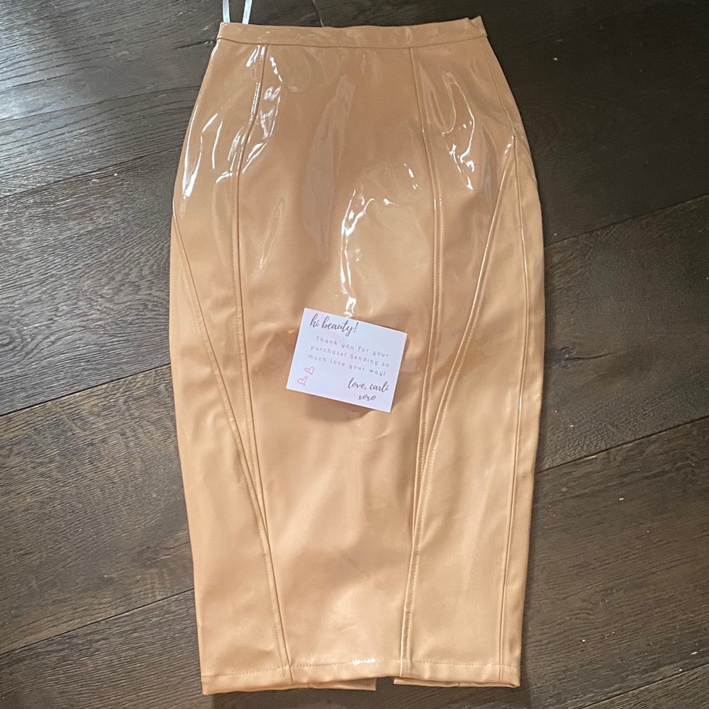 Misha patent leather size small Carli Bybel